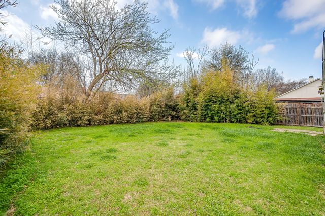 3921 Seven Gables Street, Fort Worth, TX 76133