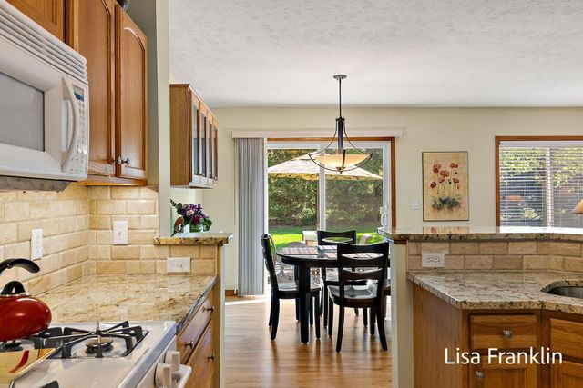 15124 Briarwood Street, Grand Haven, MI 49417