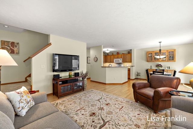 15124 Briarwood Street, Grand Haven, MI 49417