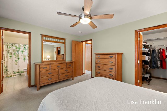 15124 Briarwood Street, Grand Haven, MI 49417