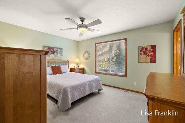 15124 Briarwood Street, Grand Haven, MI 49417
