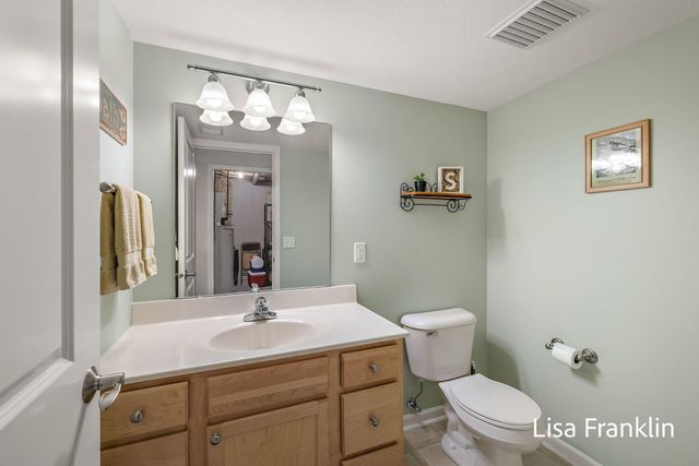 15124 Briarwood Street, Grand Haven, MI 49417