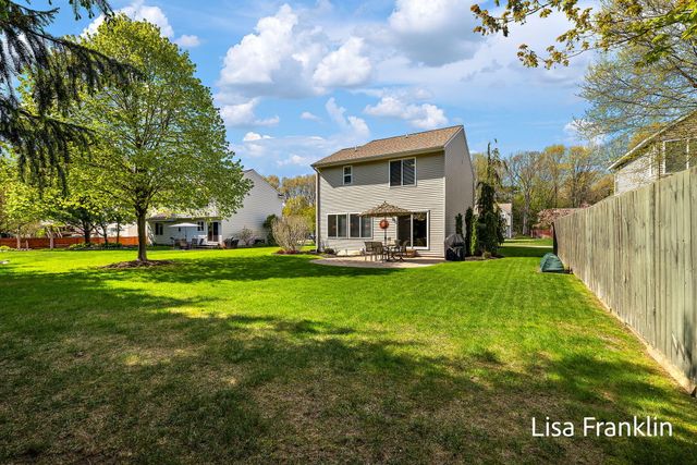 15124 Briarwood Street, Grand Haven, MI 49417