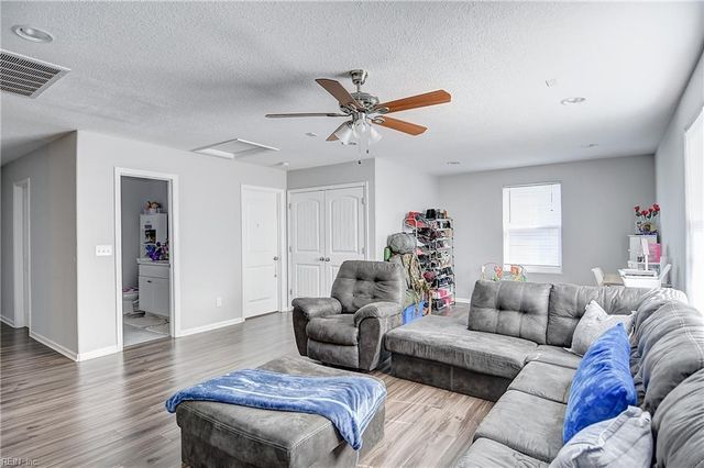 2009 Parkview AVE, Norfolk, VA 23503