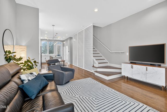 537 New Bern Avenue 101, Raleigh, NC 27601