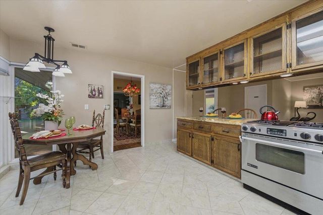 20510 Brookwood Lane, Saratoga, CA 95070