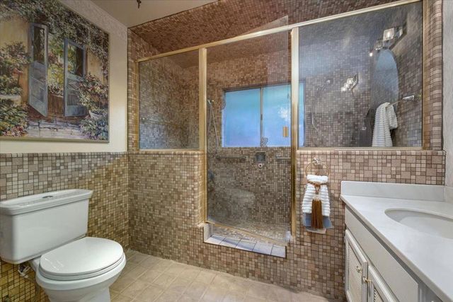 20510 Brookwood Lane, Saratoga, CA 95070