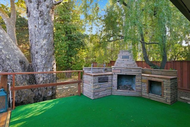 20510 Brookwood Lane, Saratoga, CA 95070