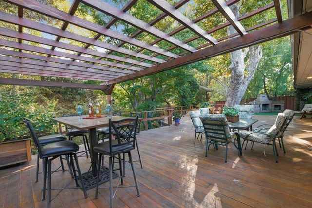 20510 Brookwood Lane, Saratoga, CA 95070