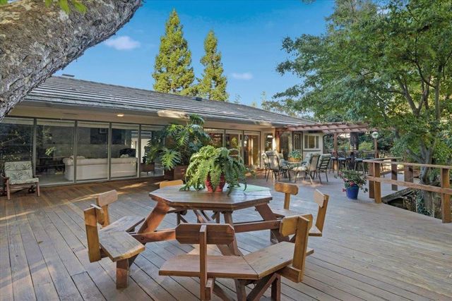 20510 Brookwood Lane, Saratoga, CA 95070