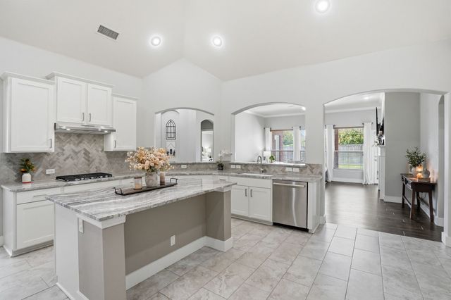 2516 Boot Hill Lane, Fort Worth, TX 76177