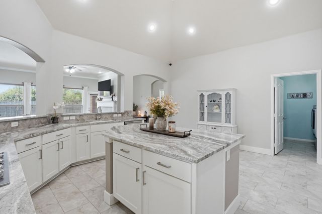 2516 Boot Hill Lane, Fort Worth, TX 76177