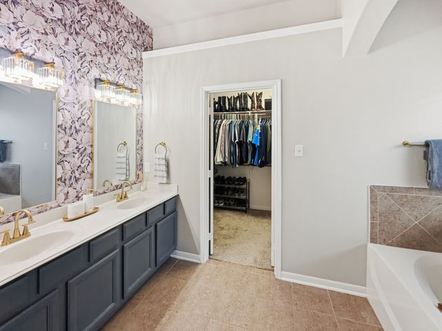 2516 Boot Hill Lane, Fort Worth, TX 76177