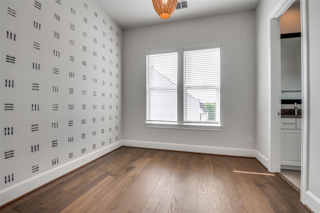 2262 Alterbrook Lane, Dallas, TX 75219