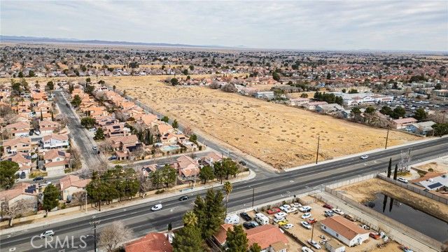 43600 E 7th Street, Lancaster, CA 93535