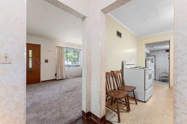 2615 W HIGHWAY DRIVE, Appleton, WI 54914