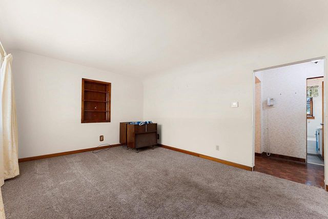 2615 W HIGHWAY DRIVE, Appleton, WI 54914