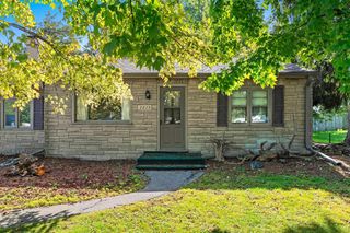 2615 W HIGHWAY DRIVE, Appleton, WI 54914
