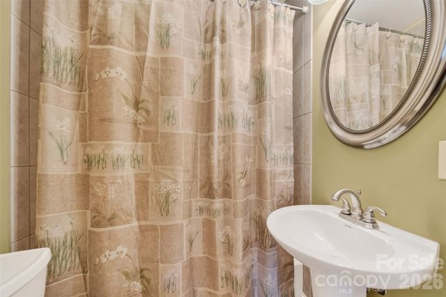6560 Sherrills Ford Road, Catawba, NC 28609
