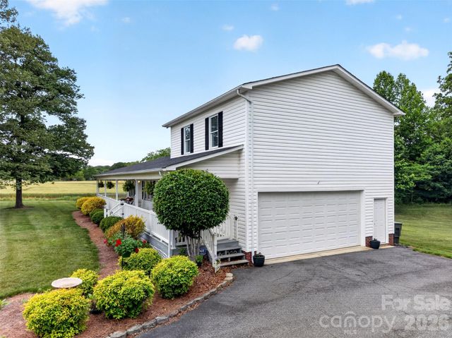6560 Sherrills Ford Road, Catawba, NC 28609
