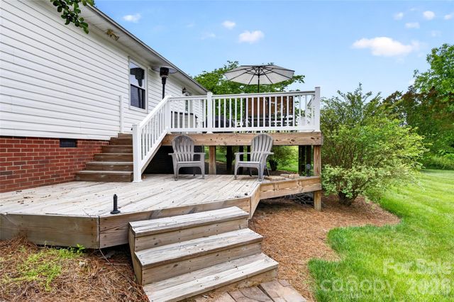 6560 Sherrills Ford Road, Catawba, NC 28609