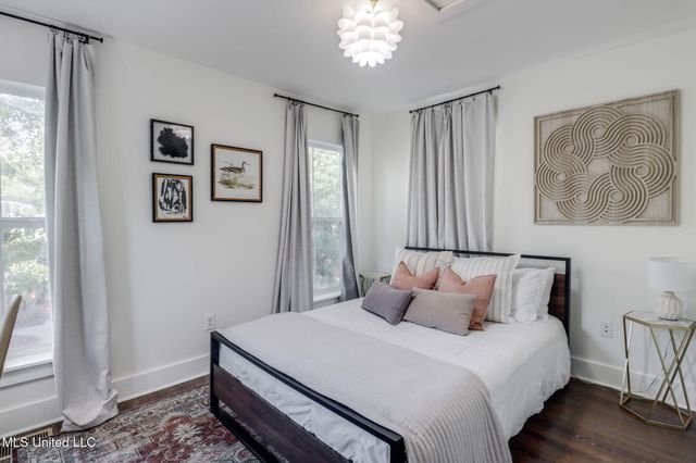 2207 Government Street, 20, Ocean Springs, MS 39564