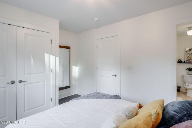 2207 Government Street, 20, Ocean Springs, MS 39564