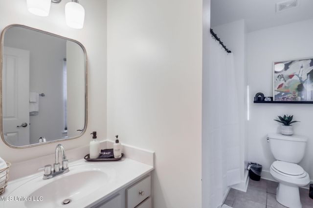 2207 Government Street, 20, Ocean Springs, MS 39564