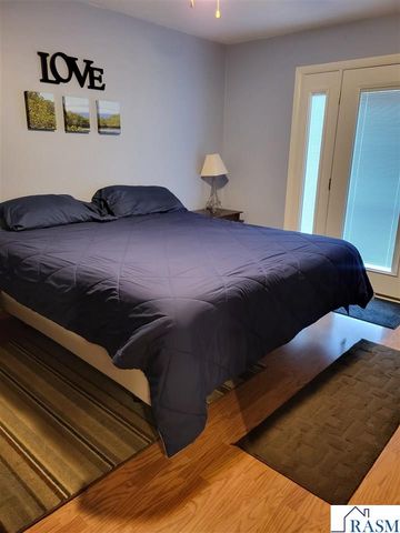 1714 Hodgson Road, North Mankato, MN 56003