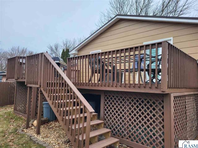 1714 Hodgson Road, North Mankato, MN 56003