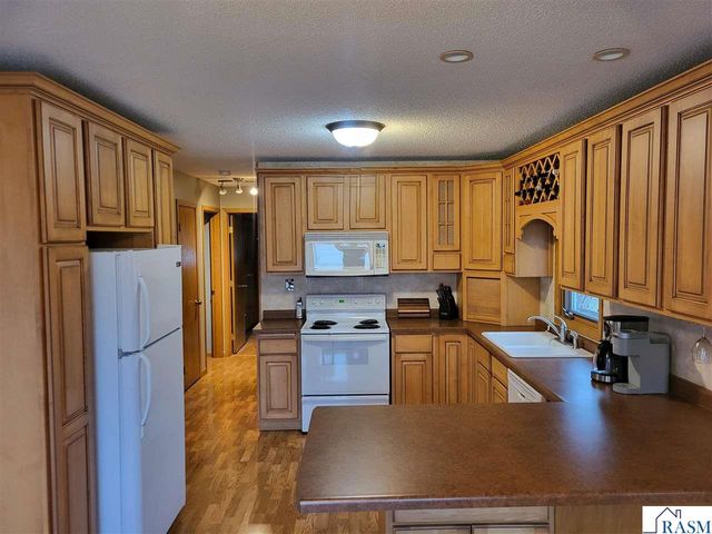 1714 Hodgson Road, North Mankato, MN 56003