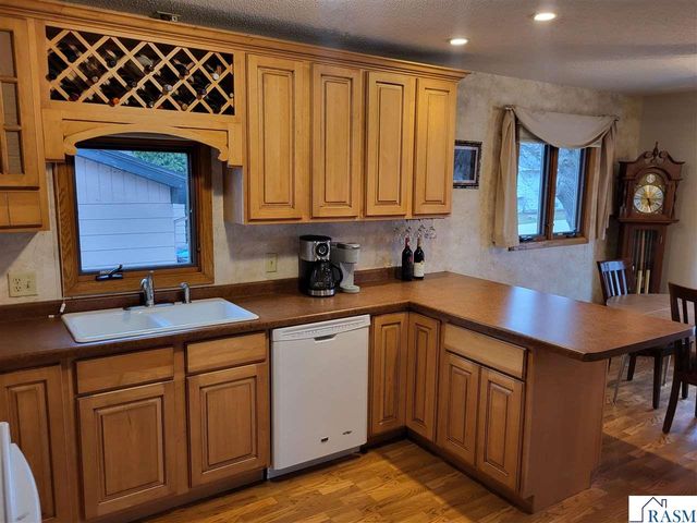 1714 Hodgson Road, North Mankato, MN 56003