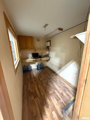 1225 22ND Avenue, Fulton, IL 61252