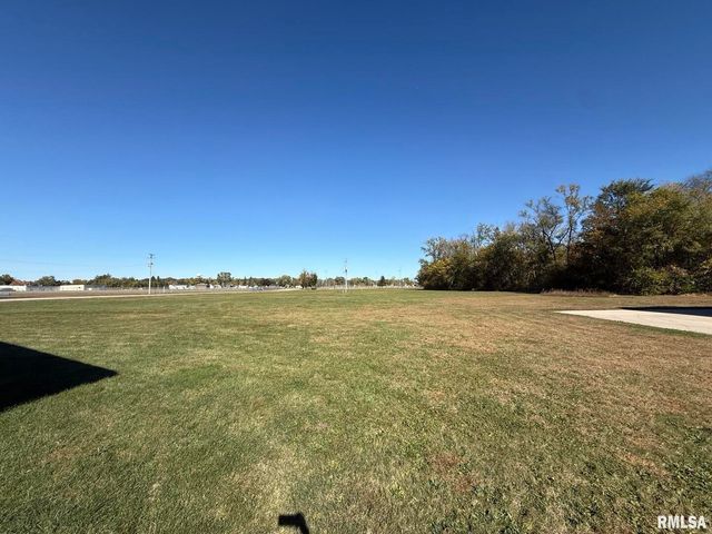 1225 22ND Avenue, Fulton, IL 61252