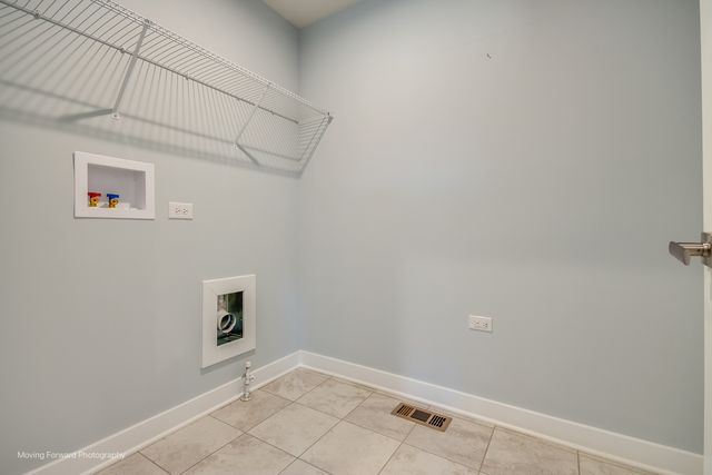 4476 E Millbrook Circle, Yorkville, IL 60560