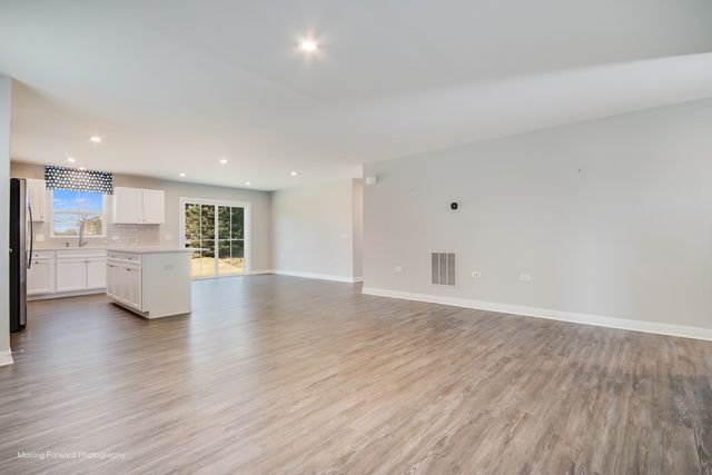 4476 E Millbrook Circle, Yorkville, IL 60560