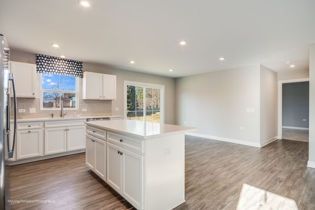 4476 E Millbrook Circle, Yorkville, IL 60560