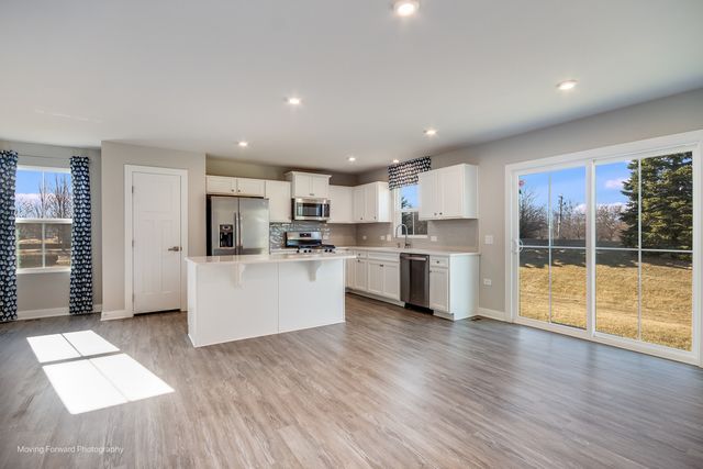 4476 E Millbrook Circle, Yorkville, IL 60560