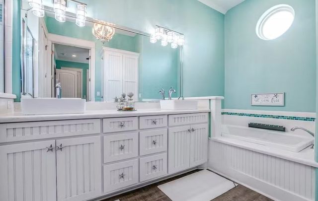 922 Palmridge Drive, Port Bolivar, TX 77650