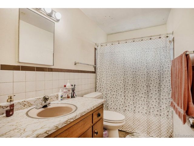 2015 Newland St, Edgewater, CO 80214