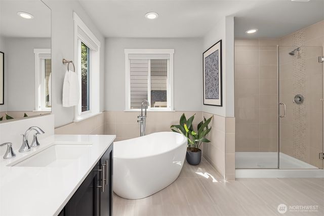 2119 NW Lynx Loop, Issaquah, WA 98027