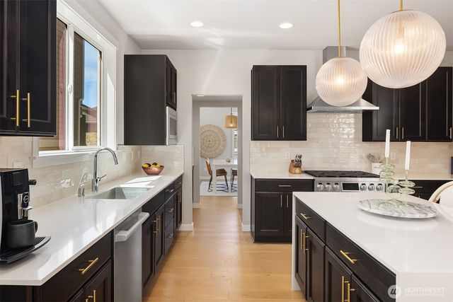 2119 NW Lynx Loop, Issaquah, WA 98027