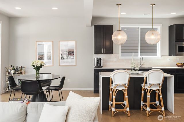 2119 NW Lynx Loop, Issaquah, WA 98027