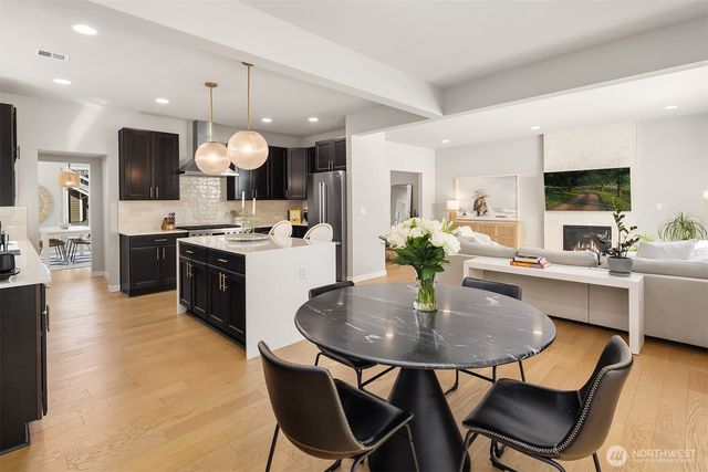 2119 NW Lynx Loop, Issaquah, WA 98027