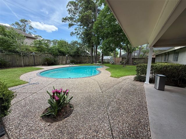 11915 Steppingstone Lane, Houston, TX 77024