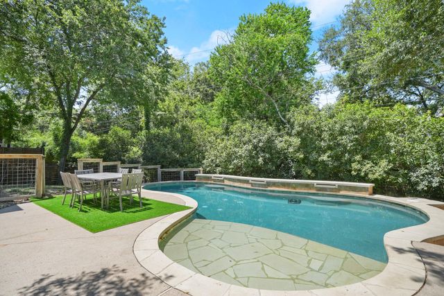 2506 Friar Tuck LN, Austin, TX 78704