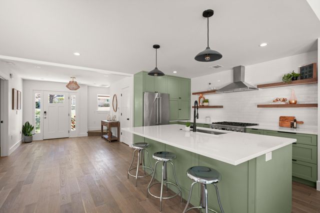 2506 Friar Tuck LN, Austin, TX 78704