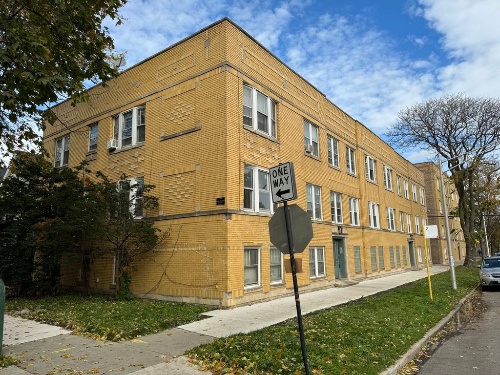 4644 W Palmer Street 2, Chicago, IL 60639
