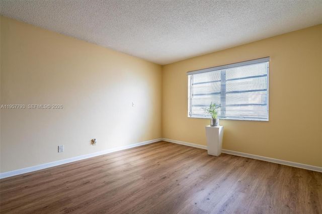 200 Ashbury Rd 205, Hollywood, FL 33024