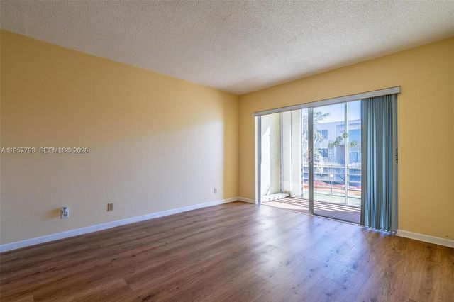 200 Ashbury Rd 205, Hollywood, FL 33024